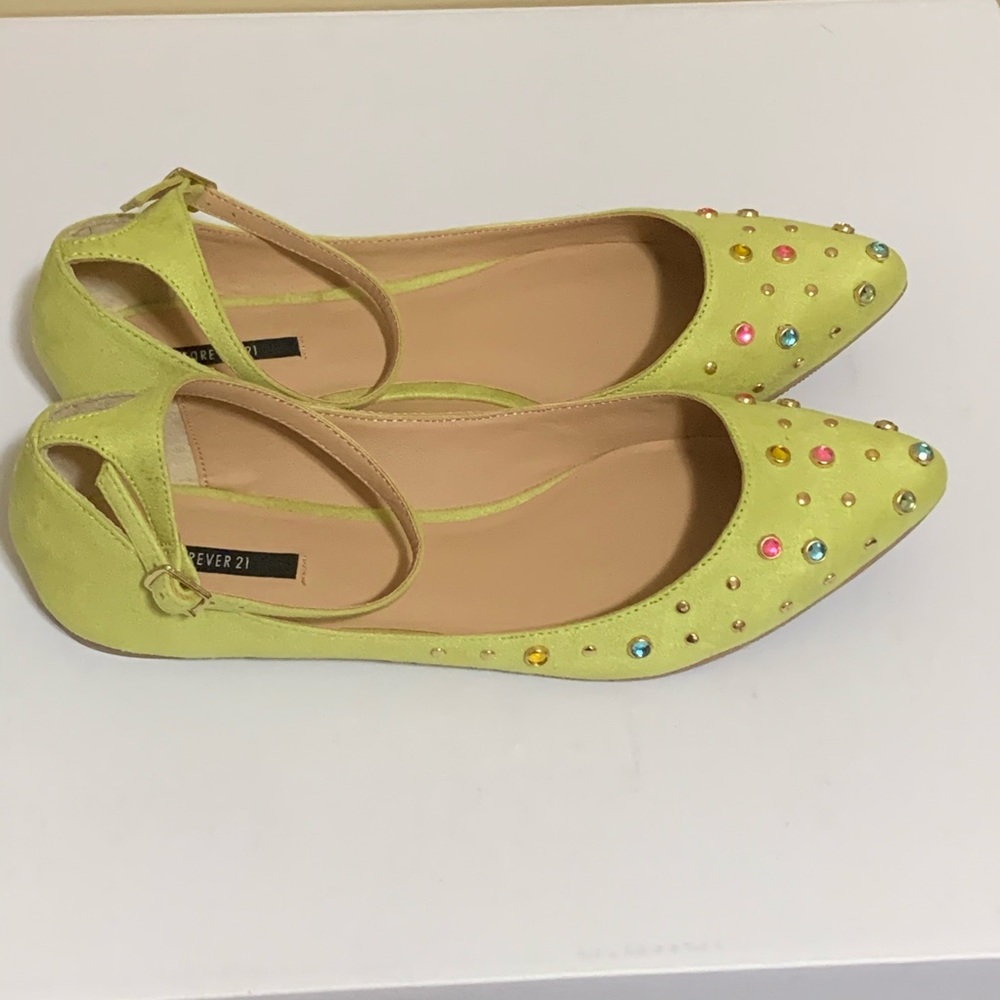 Forever 21 jewel studded flats Size 7.5